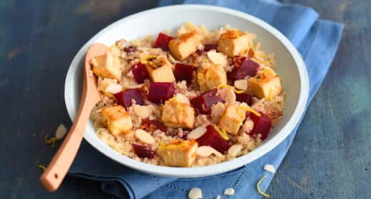 Salade de quinoa au tofu, amandes et betterave - 3274