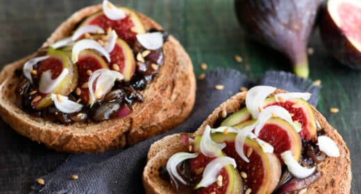 Tartines au confit d’oignons et aux figues fraîches - 3352