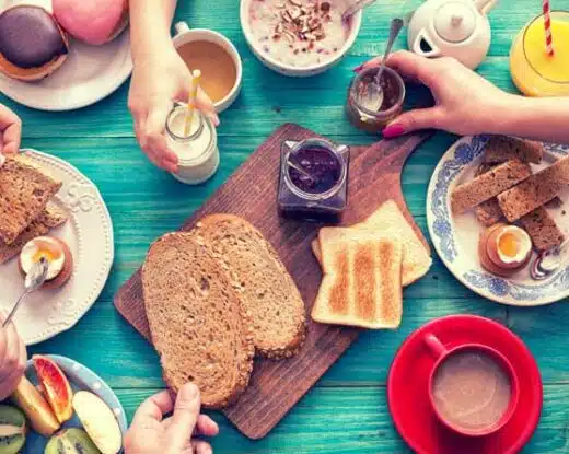 <strong>Une tartine de pain au petit-déjeuner ou au goûter… Humm quel régal !</strong> - 3772