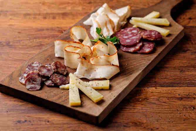 <strong>Au restaurant, vous n’avez d’yeux que pour la planche de charcuterie ou le foie gras ?</strong> - 3753